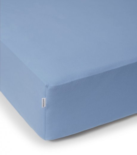 blue fitted sheet white pocket