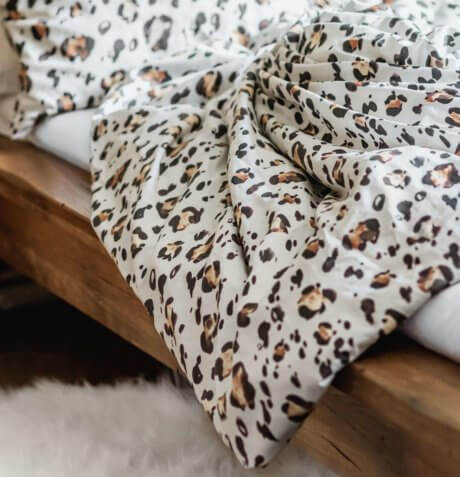 Leopard bedding set white pocket