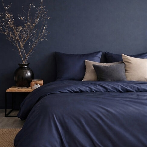 granatowa pościel satynowa