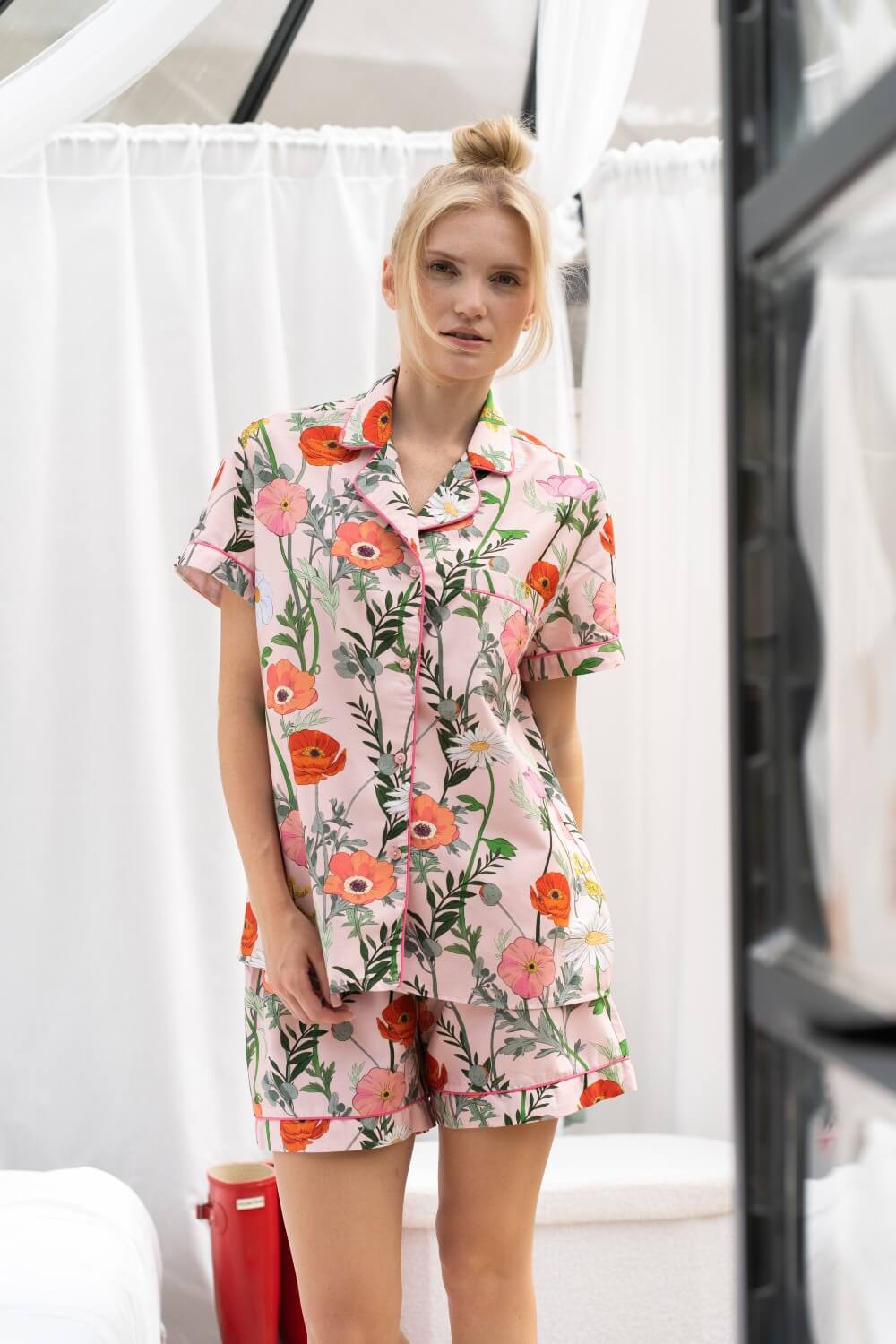 Piżama krótka w maki i polne kwiaty White Pocket