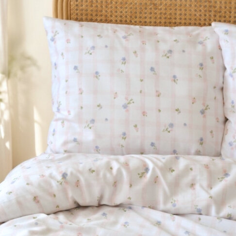 pościel w różowa kratkę white pocket